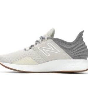 New Balance Roav Mint/Gray/White, size 10.5